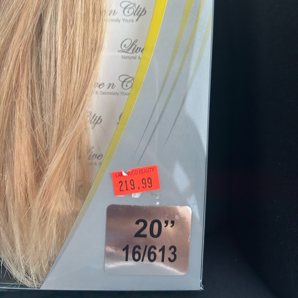 Live n clip 7 piece 100% remy human hair 20 inch extension blonde 16/613